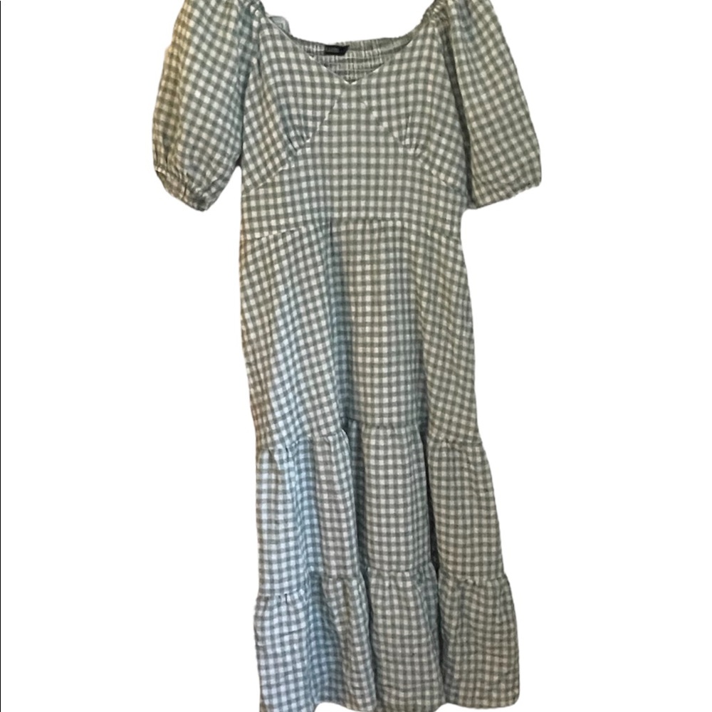 Mikerose women dress size Medium